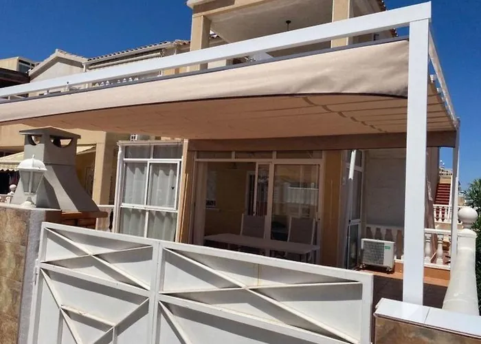 Huebsche Erdgeschosswohnung Mit Grossem Garten By Interhome Apartament Torrevieja