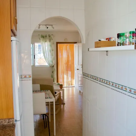 Apartament Huebsche Erdgeschosswohnung Mit Grossem Garten By Interhome *