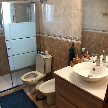 Huebsche Erdgeschosswohnung Mit Grossem Garten By Interhome Apartamento *