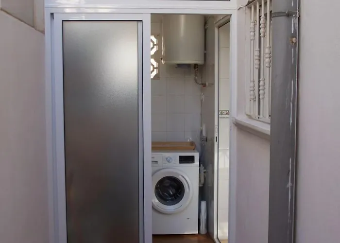 Huebsche Erdgeschosswohnung Mit Grossem Garten By Interhome Apartament