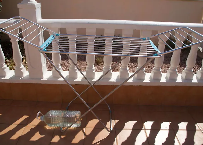 Apartament Huebsche Erdgeschosswohnung Mit Grossem Garten By Interhome